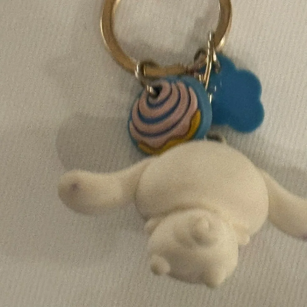 Hello Kitty Friends Cinnamon Roll Keychain Key Ring Collectible Bag Purse Fob